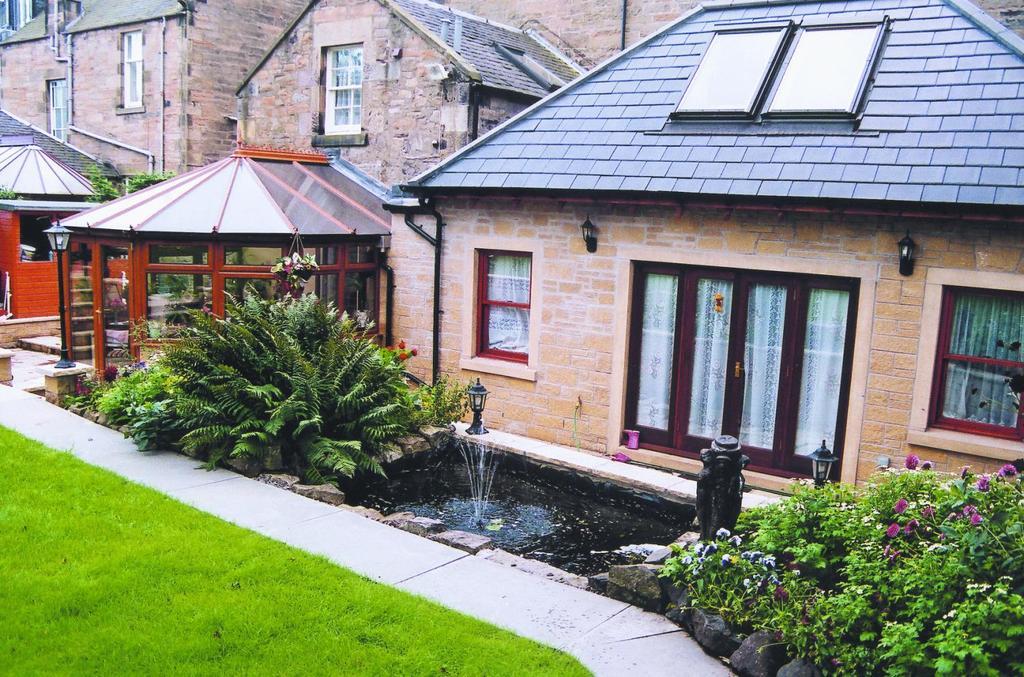 Corstorphine Lodge Hotel Единбург Стая снимка