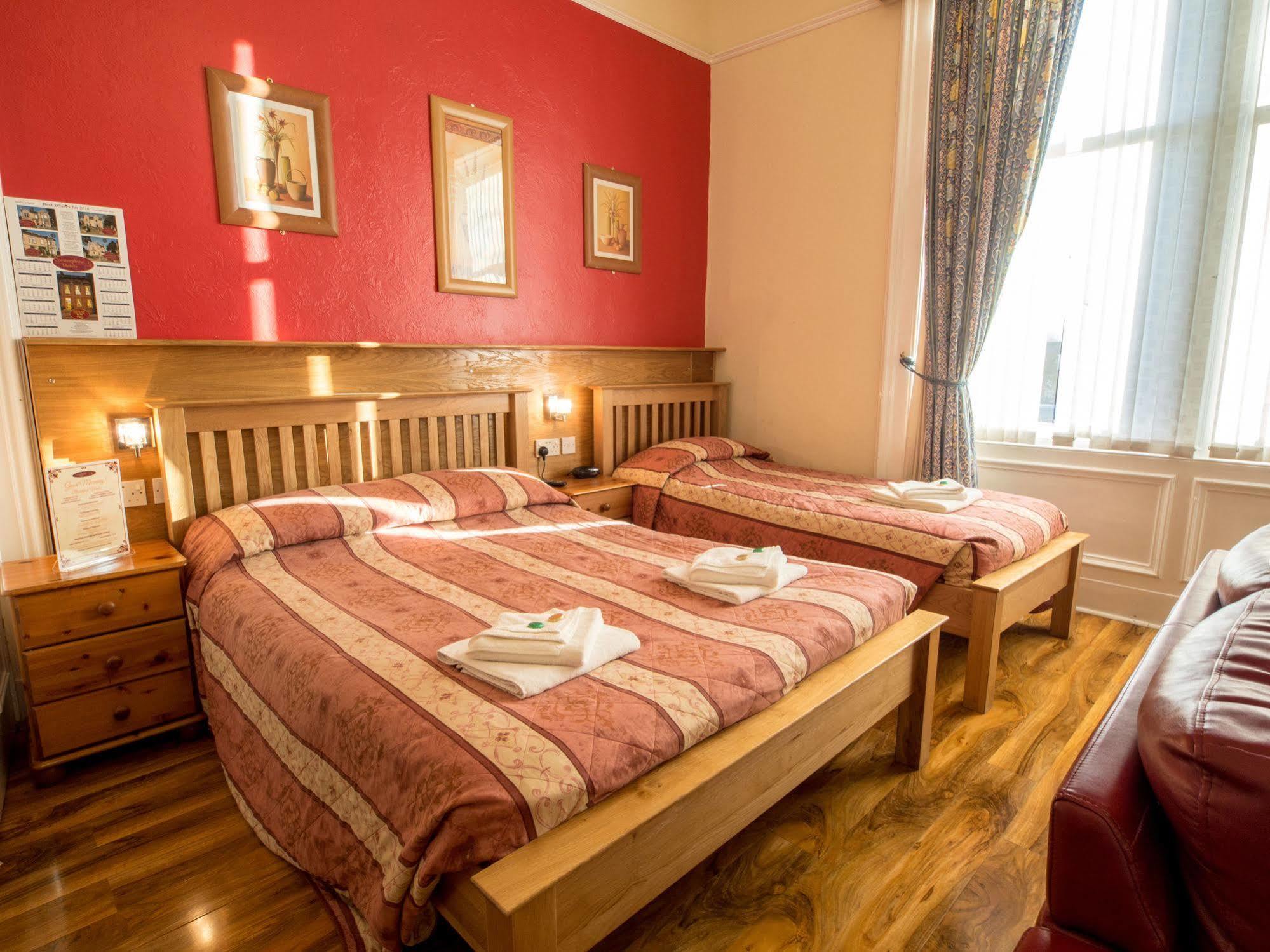 Corstorphine Lodge Hotel Единбург Екстериор снимка